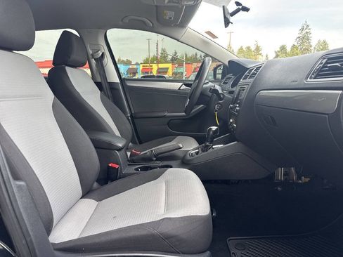 Used 2017 Volkswagen Jetta S FWD image 14