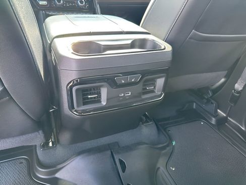 Used 2024 GMC Sierra 2500 AT4 w/ AT4 Premium Plus Package image 21