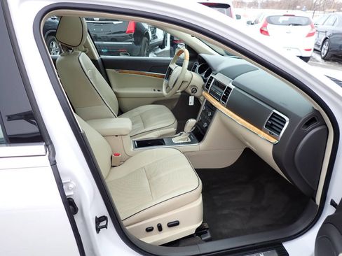 Used 2011 Lincoln MKZ Base 4dr Sedan image 9