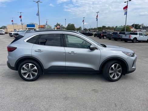 Used 2024 Ford Escape Platinum AWD/4WD image 13
