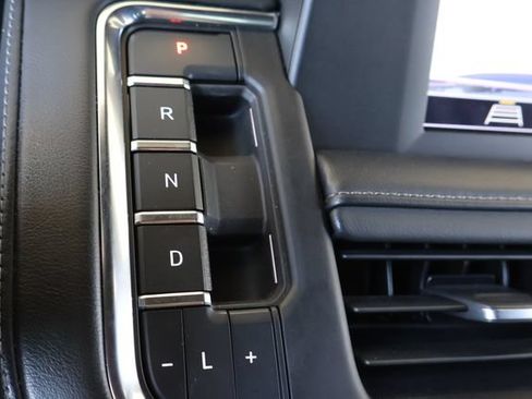Used 2023 Chevrolet Tahoe LS RWD image 30
