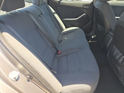 Used 2015 Kia Optima LX w/ LX Convenience Plus Package FWD image 17