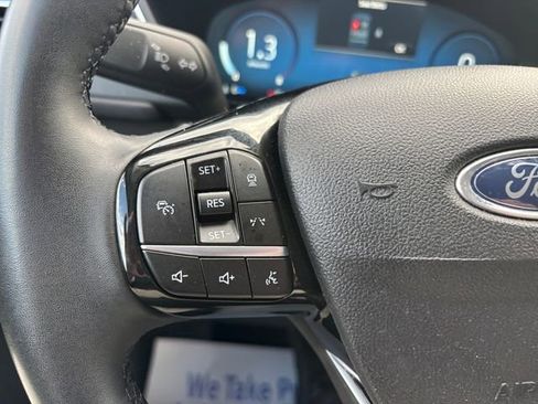 Certified 2023 Ford Escape Platinum w/ Premium Technology Package AWD/4WD image 18