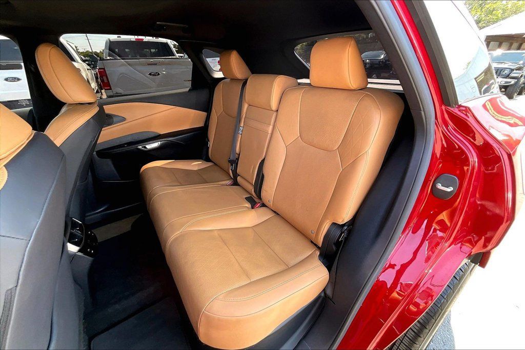 Used 2023 Lexus RX 350 Premium Plus w/ Accessory Package (Z1) FWD image 24
