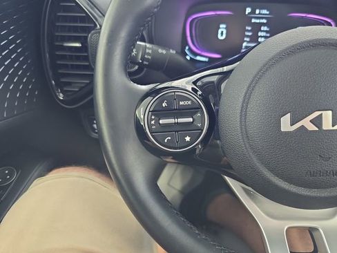 Used 2024 Kia Soul EX image 20