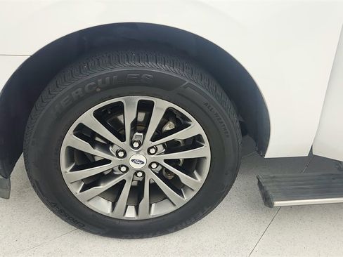 Used 2020 Ford Expedition Limited image 28