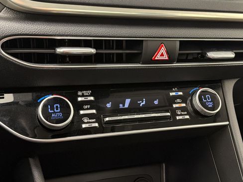 Used 2021 Hyundai Sonata SEL FWD image 25