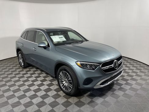 New 2026 Mercedes-Benz GLC 300 image 7