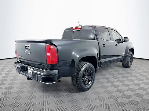 Used 2019 Chevrolet Colorado Z71 w/ Z71 Midnight Edition AWD/4WD image 7