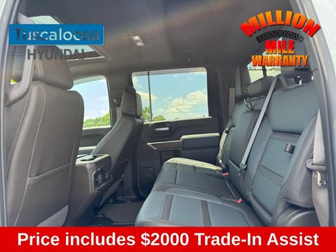 Used 2023 GMC Sierra 2500 Denali w/ Denali Ultimate Package AWD/4WD image 12