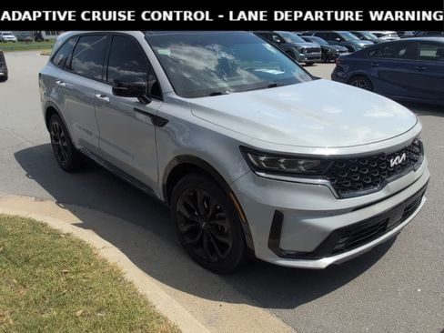 Used 2023 Kia Sorento SX FWD image 2