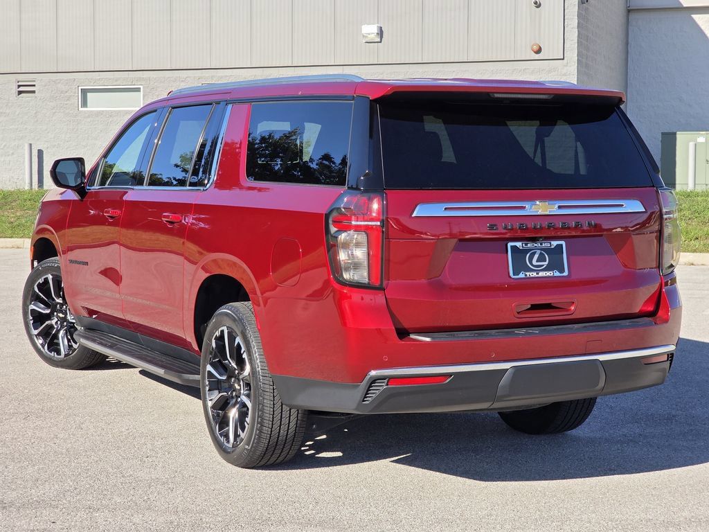 Used 2023 Chevrolet Suburban LS w/ Driver Alert Package AWD/4WD image 8