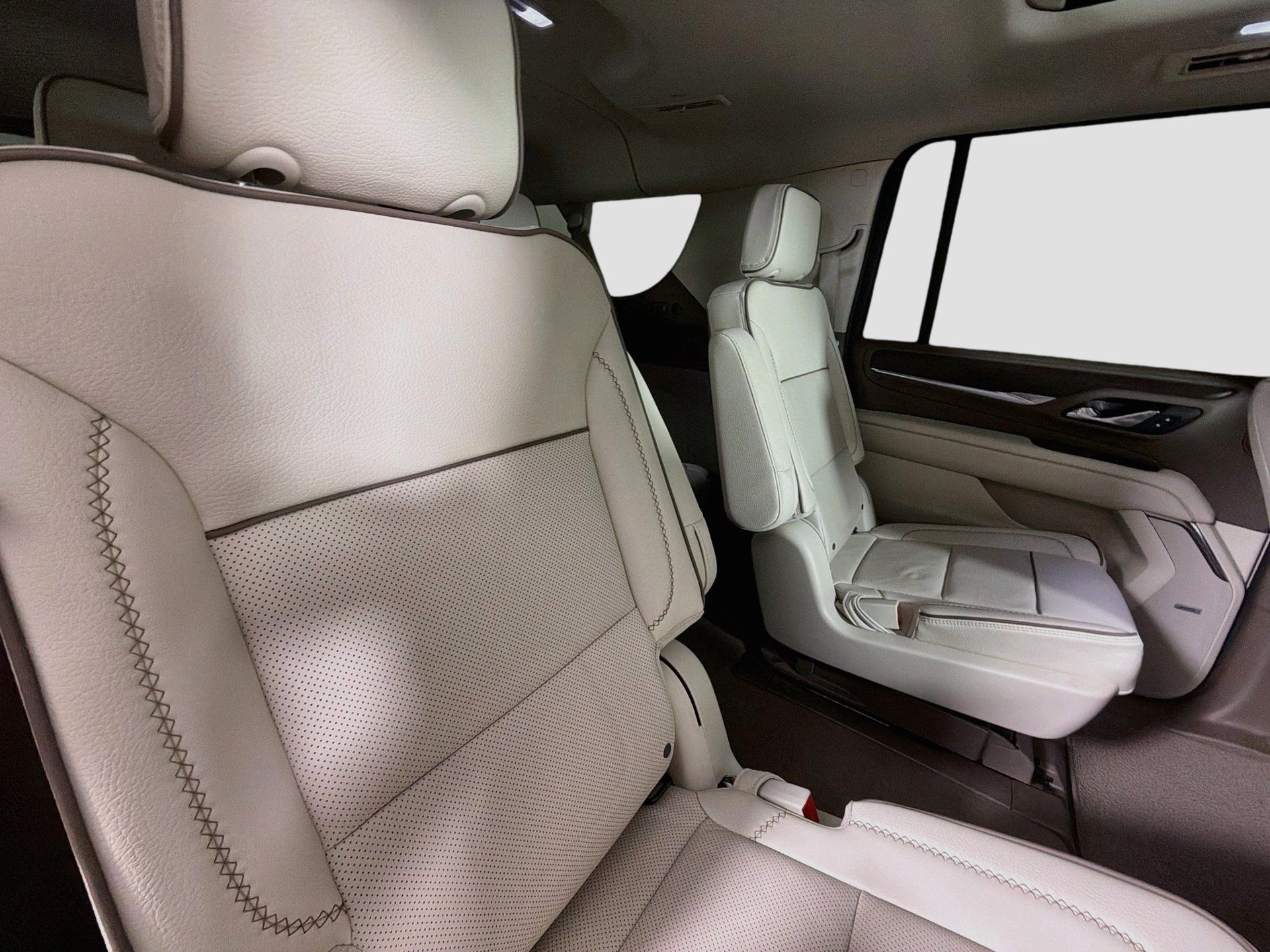Used 2024 GMC Yukon XL Denali w/ Max Trailering Package AWD/4WD image 31