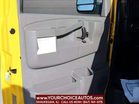 Used 2017 GMC Savana 2500 Extended image 43