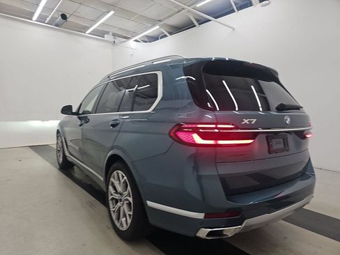 Used 2026 BMW X7 xDrive40i AWD/4WD image 3