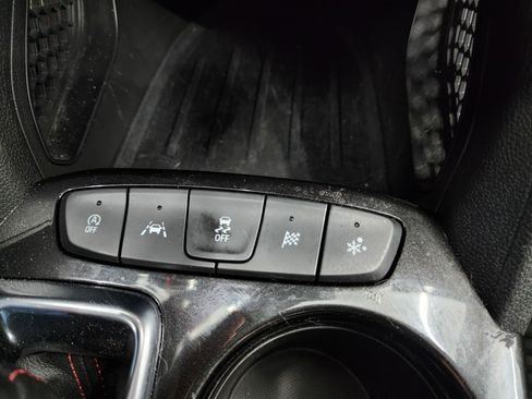 Used 2022 Chevrolet TrailBlazer RS w/ Convenience Package image 45