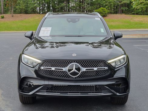 New 2027 Mercedes-Benz GLC 300 4MATIC image 3