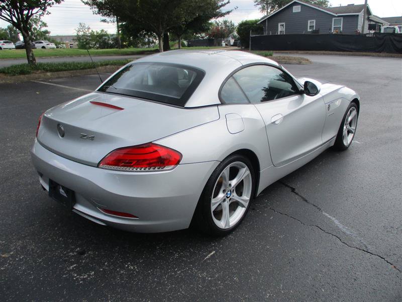 Used 2011 BMW Z4 sDrive30i RWD image 18