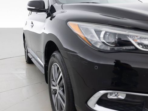 Used 2019 INFINITI QX60 Luxe w/ Essential Package image 11
