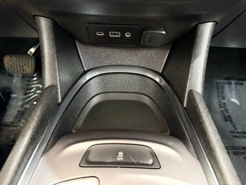 Used 2023 Chevrolet Malibu LT image 34