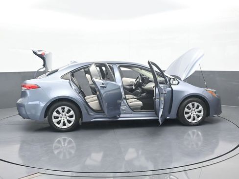 Used 2024 Toyota Corolla LE image 71