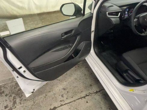Used 2023 Toyota Corolla LE w/ Carpet Mat Package (TMS) FWD image 29