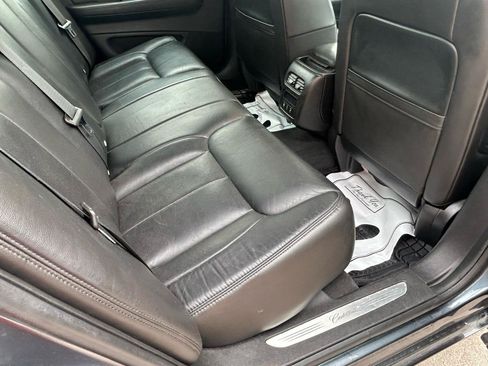 Used 2010 Cadillac DTS Luxury FWD image 11
