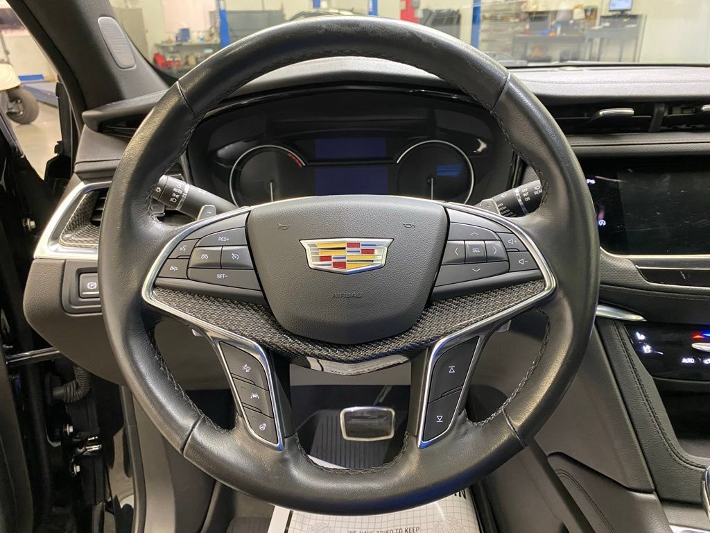 Used 2023 Cadillac XT5 Sportv AWD/4WD image 28