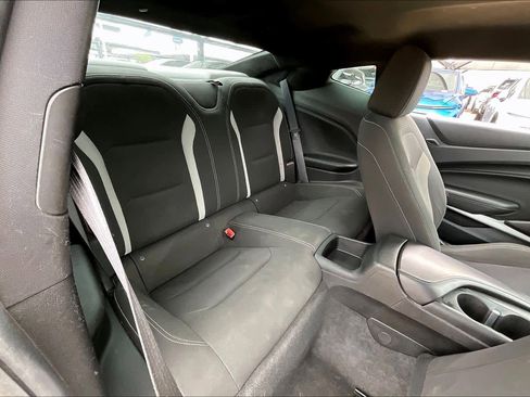 Used 2021 Chevrolet Camaro LT image 18