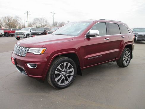 Used 2018 Jeep Grand Cherokee Overland image 9