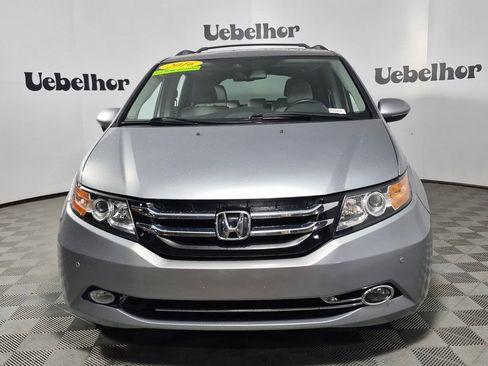Used 2016 Honda Odyssey Touring Elite image 2