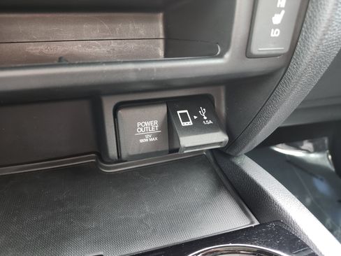 Used 2018 Honda Ridgeline Black Edition image 11