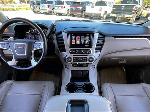 Used 2015 GMC Yukon SLT image 16