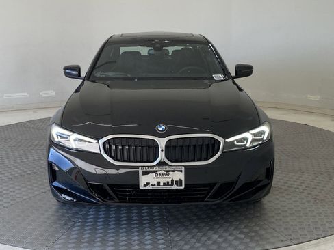 Used 2025 BMW 330i xDrive Sedan w/ Premium Package image 5