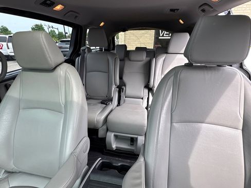 Used 2018 Honda Odyssey EX-L image 17