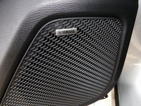 New 2025 Mitsubishi Outlander ES image 17