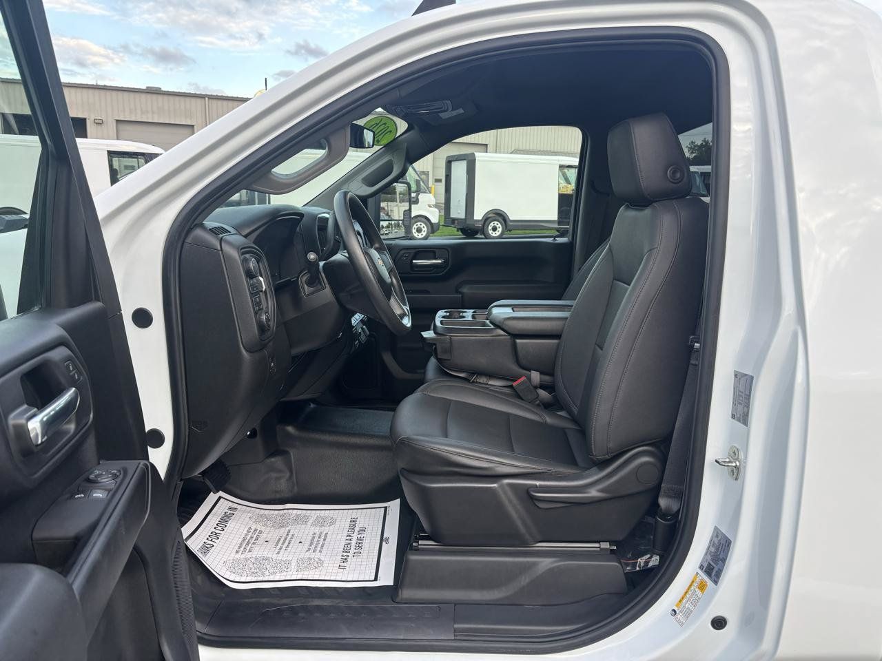 Used 2026 Chevrolet Silverado 2500 W/T w/ Snow Plow Prep/Camper Package AWD/4WD image 9