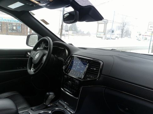 Used 2021 Jeep Grand Cherokee High Altitude image 25