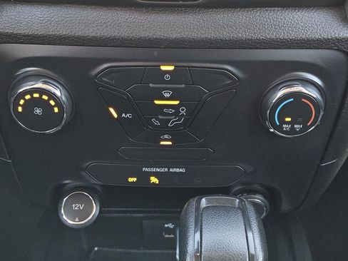 Used 2020 Ford Ranger XL w/ Equipment Group 101A Mid image 14