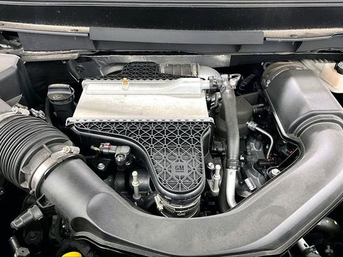 Used 2025 Buick Enclave Preferred FWD image 12