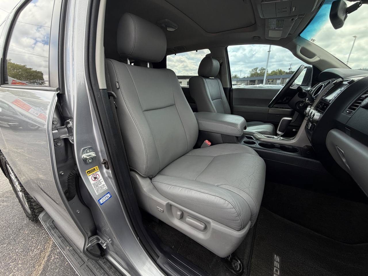 Used 2012 Toyota Sequoia Limited RWD image 18