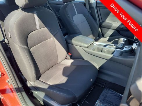 Used 2024 Nissan Sentra SV FWD image 20