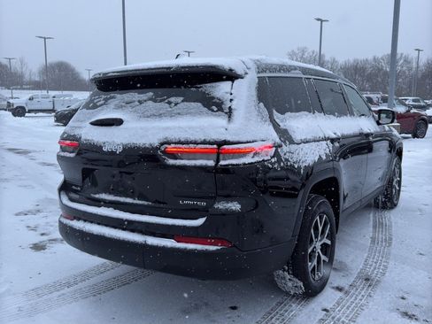 Used 2023 Jeep Grand Cherokee L Limited image 5