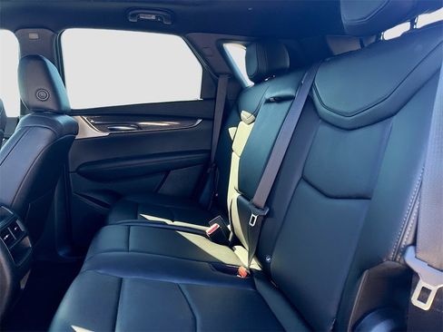 Used 2023 Cadillac XT5 Sportv w/ Technology Package image 26