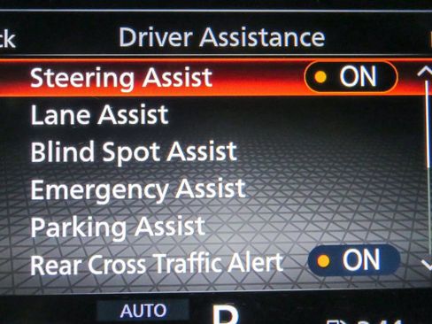 Certified 2023 Nissan Rogue SV image 24