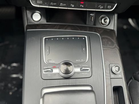 Used 2019 Audi Q5 Prestige w/ Prestige Package AWD/4WD image 22