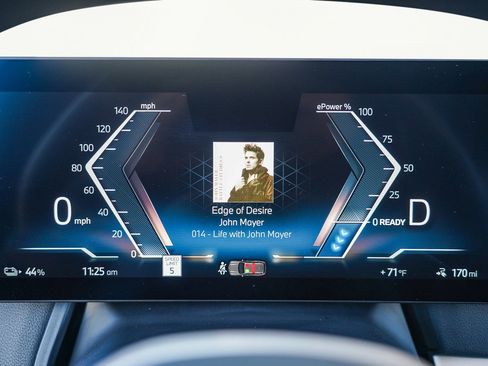 Used 2025 BMW iX xDrive50 image 60