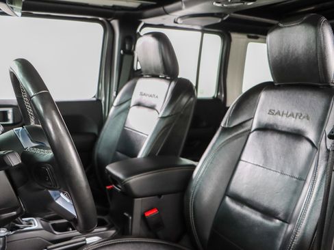 Used 2022 Jeep Wrangler Unlimited Sahara w/ Cold Weather Group image 25