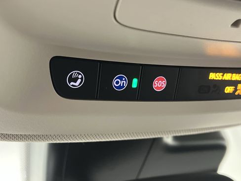 Certified 2023 Buick Envision Essence image 26