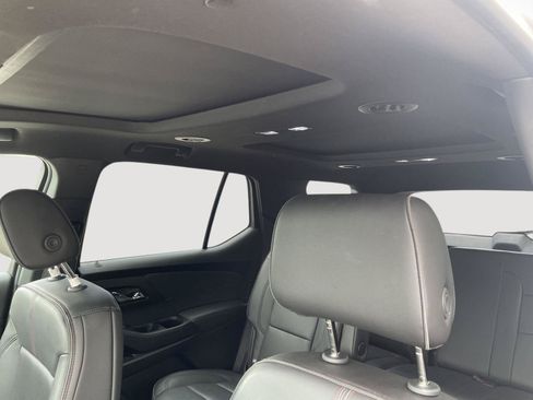 Used 2023 Chevrolet Traverse RS AWD/4WD image 4
